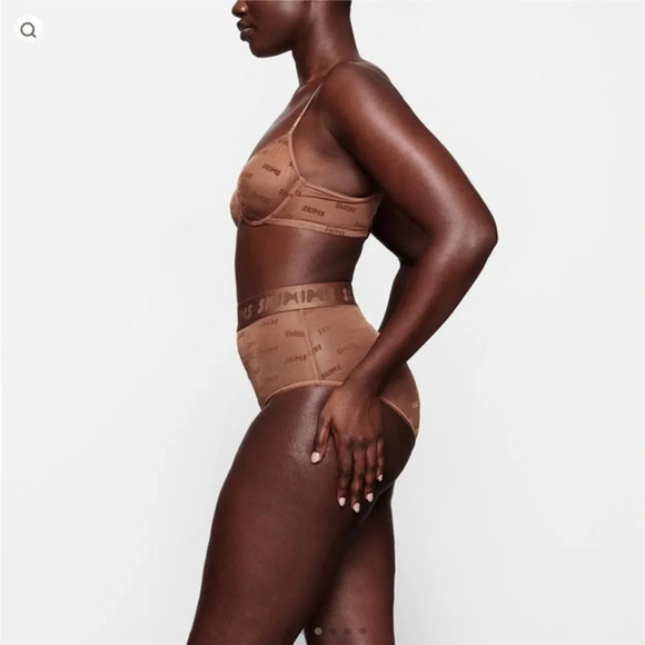 SKIMS after hours underwire Logo bras 42 C Jasper BR-UWR-1309 NWT - Picture 4 of 7